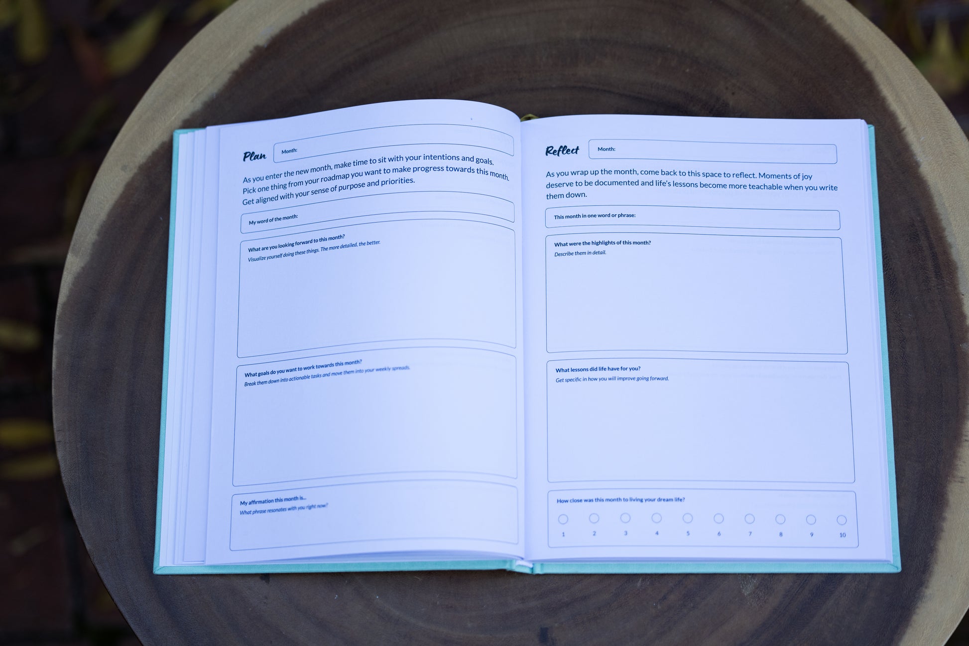 Planner in Sunrise Linen